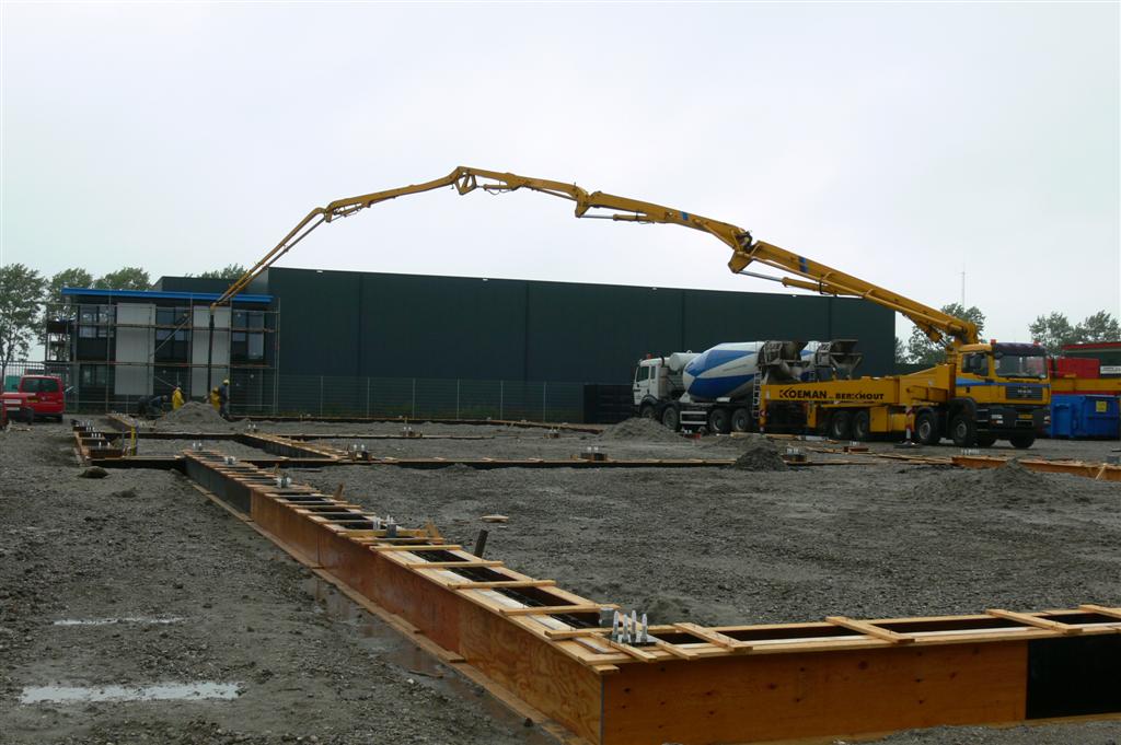 Fundering gestort op de Zandruiter in Winkel