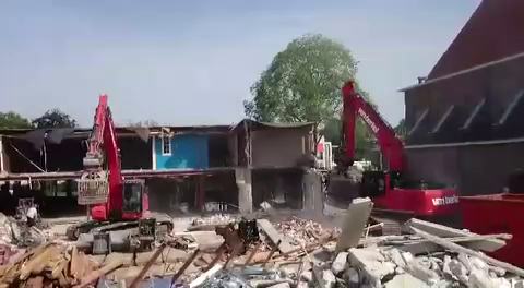 Nieuwe Oil quick systeem in werking bij van Berkel Sloopwerken